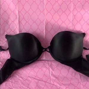 Victoria’s Secret Black Bombshell Bra 32a